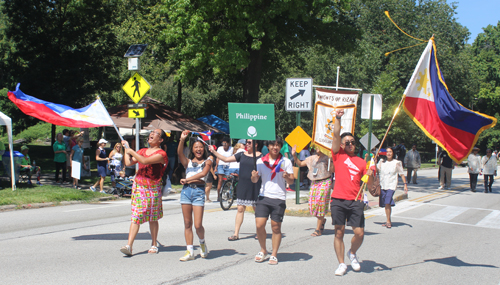 Cleveland Filipino community in Parade of Flags at One World Day